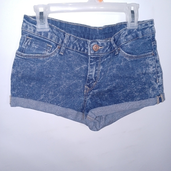 H&M Short Short Denims W Sz 6 - Picture 1 of 4